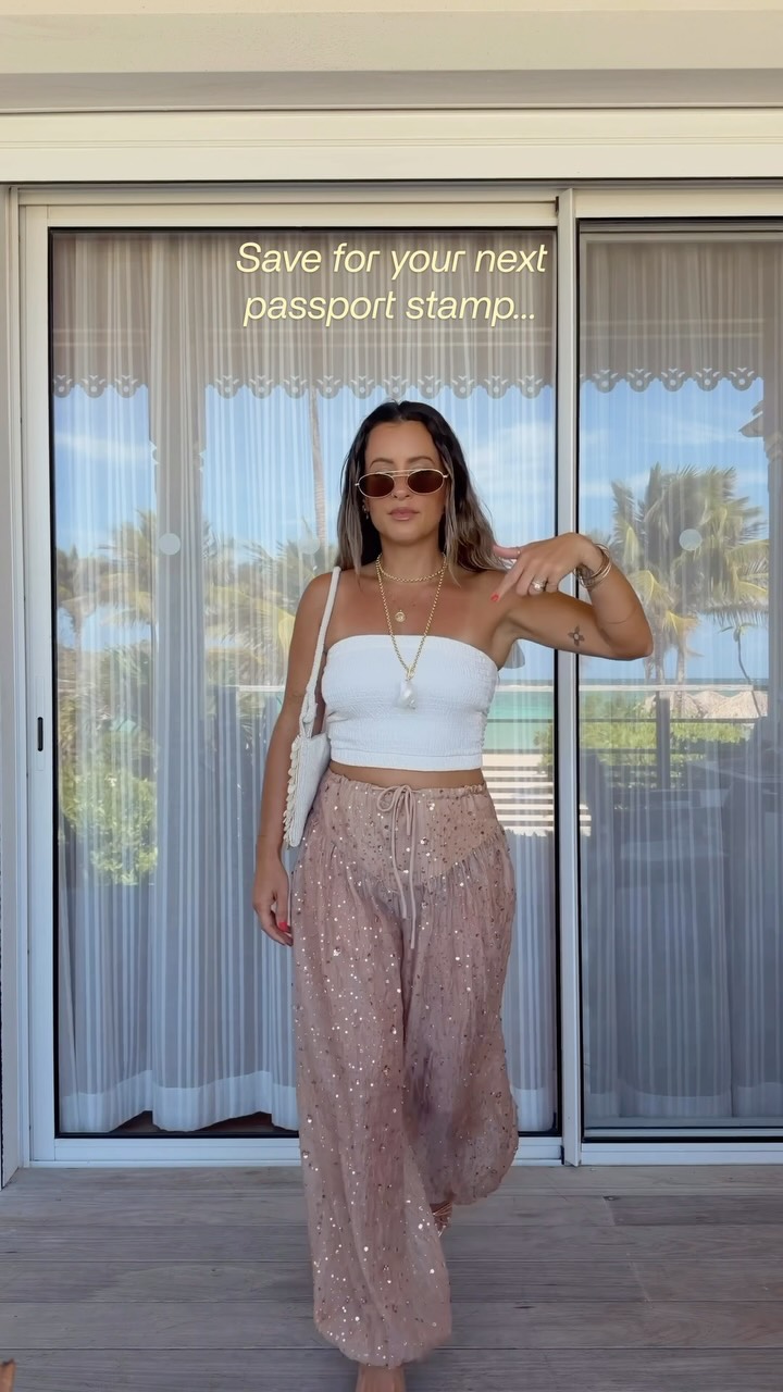& I still forgot to record at least three outfits, but hopefully this will help you pack! 🌴🌺✨ Comment SHOP for all the links, xx. 

https://liketk.it/6ftrG
